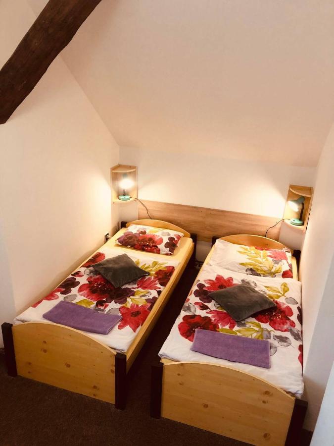 Český Krumlov Penzion Ve Dvorku מראה חיצוני תמונה